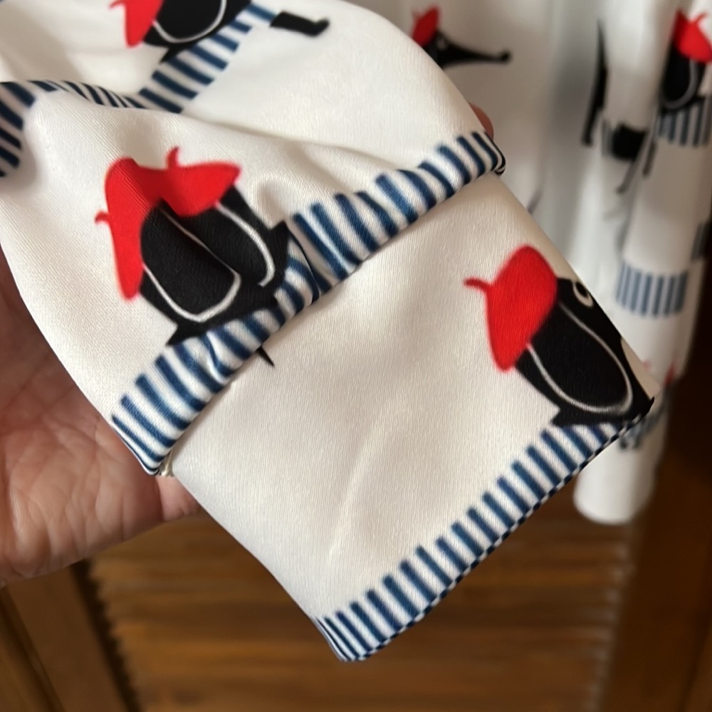Women’s Large sweatshirt white with navy cartoon dachshunds red beret NEW - Picture 4 of 6